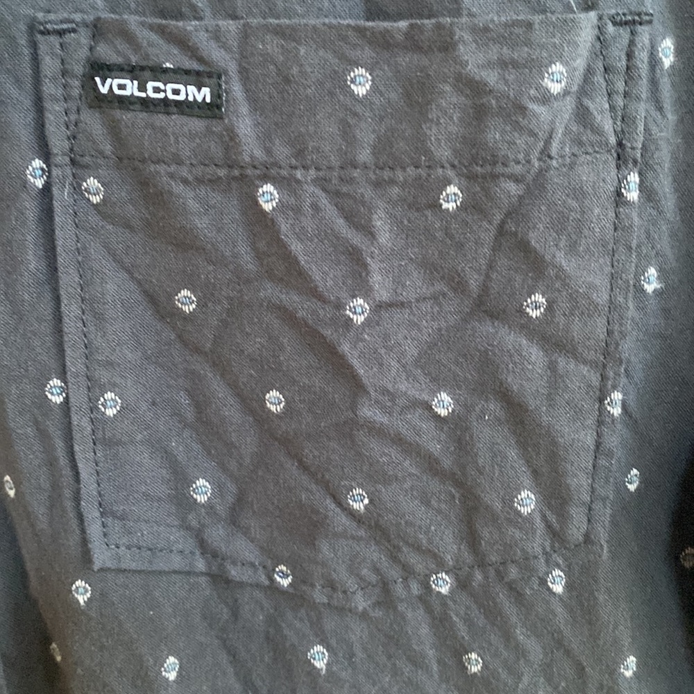 Volcom Button Down - Picture 3 of 5
